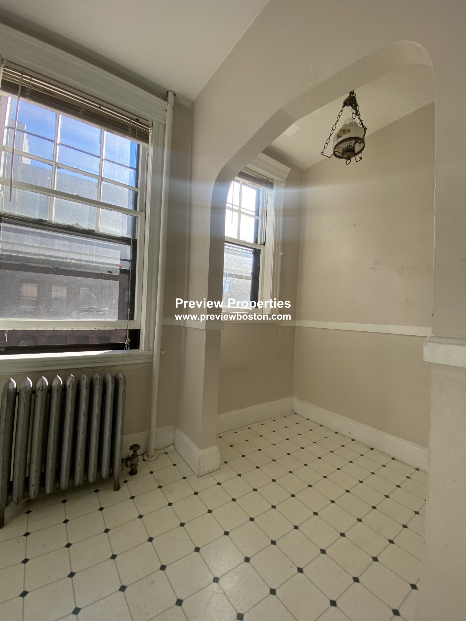 3 bed, 1 bath apartment for rent at 72 Strathmore Rd Unit 6B, Brighton — photo 13 of 17