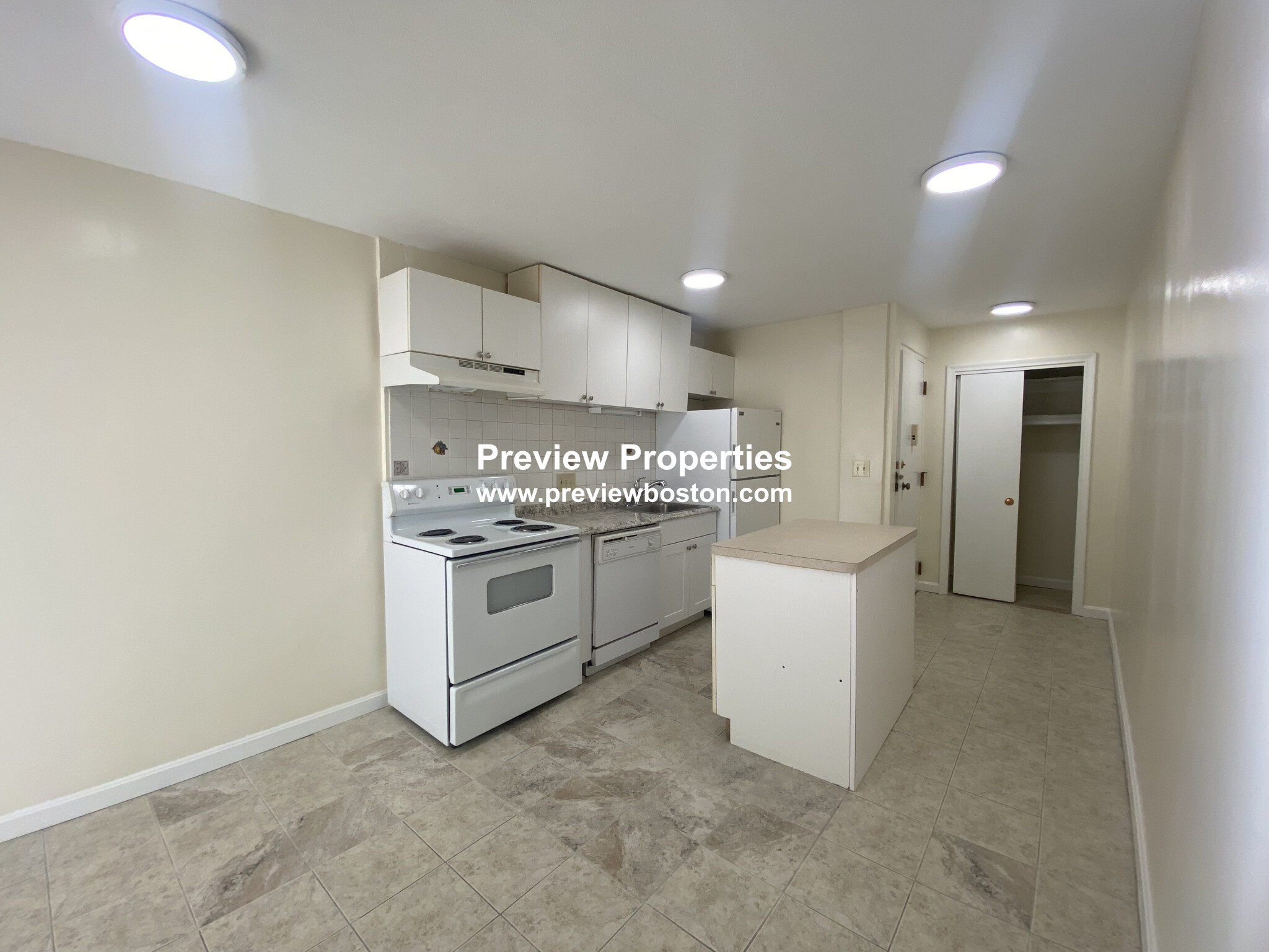1 bed, 1 bath apartment for rent at 123 Sewall Ave Unit 1F, Brookline