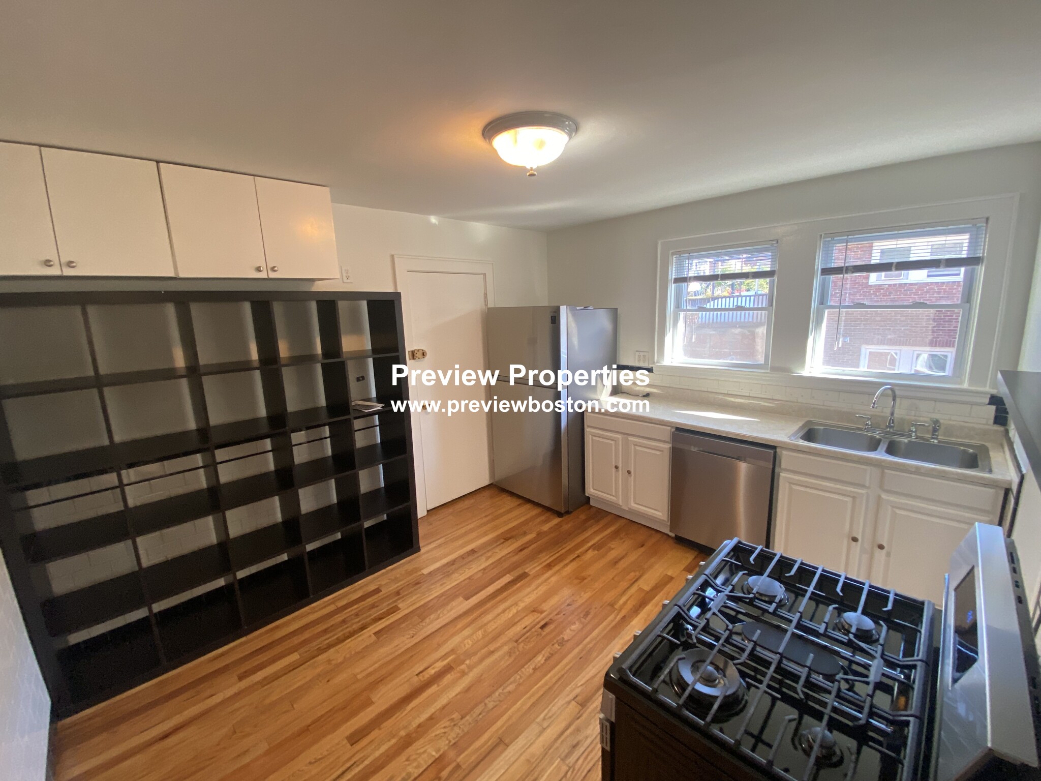 3 bed, 2 bath apartment for rent at 43 Hatherly Rd Unit 2, Brighton — photo 19 of 22