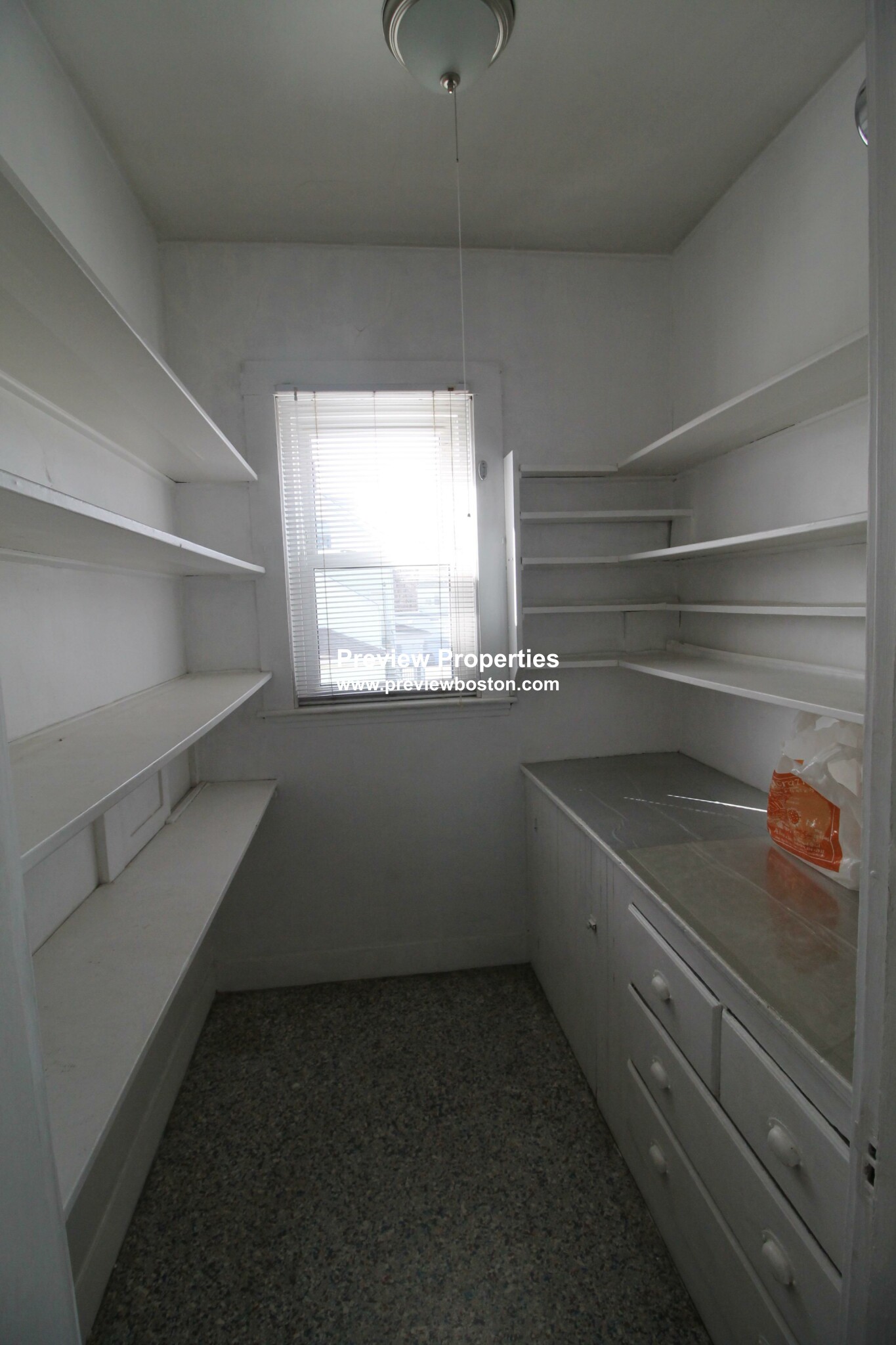 4 bed, 2 bath apartment for rent at 91 Jackson Rd Unit 2, Newton — photo 14 of 19