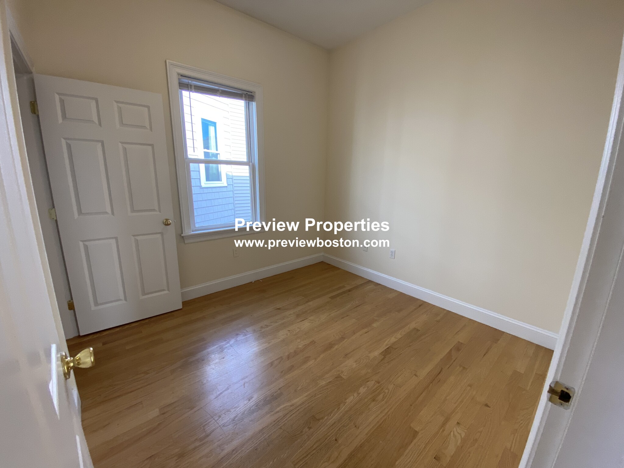 9 Gardner Ter, Allston