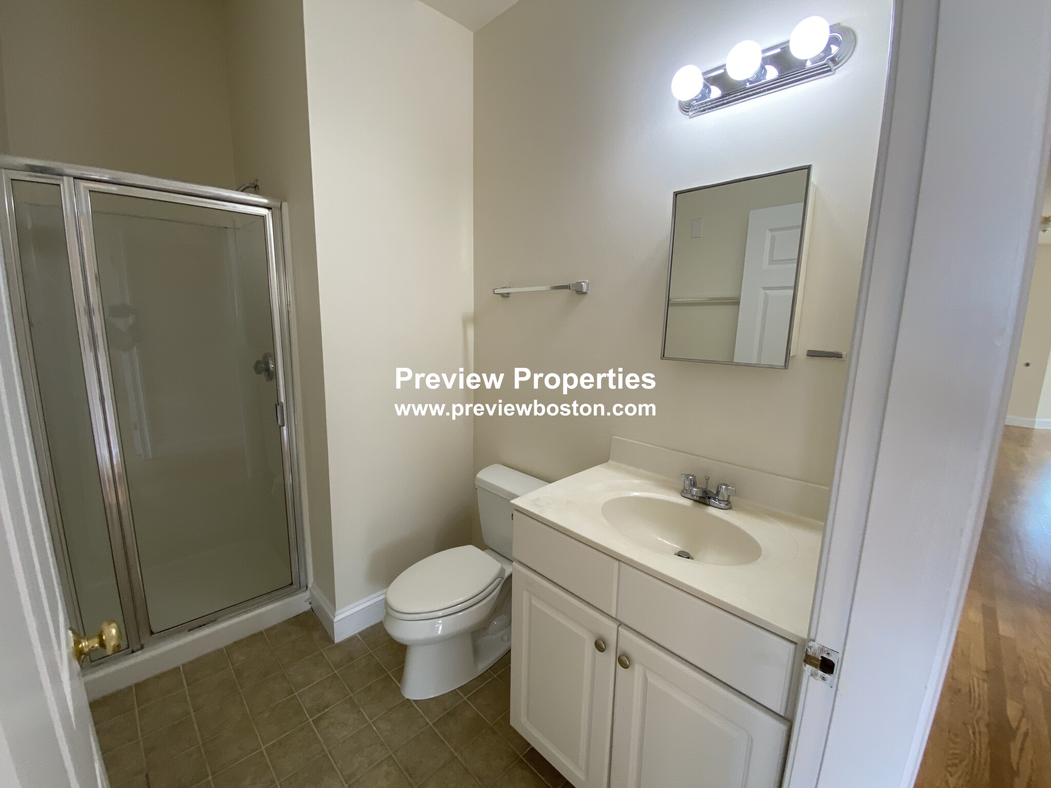 9 Gardner Ter, Allston