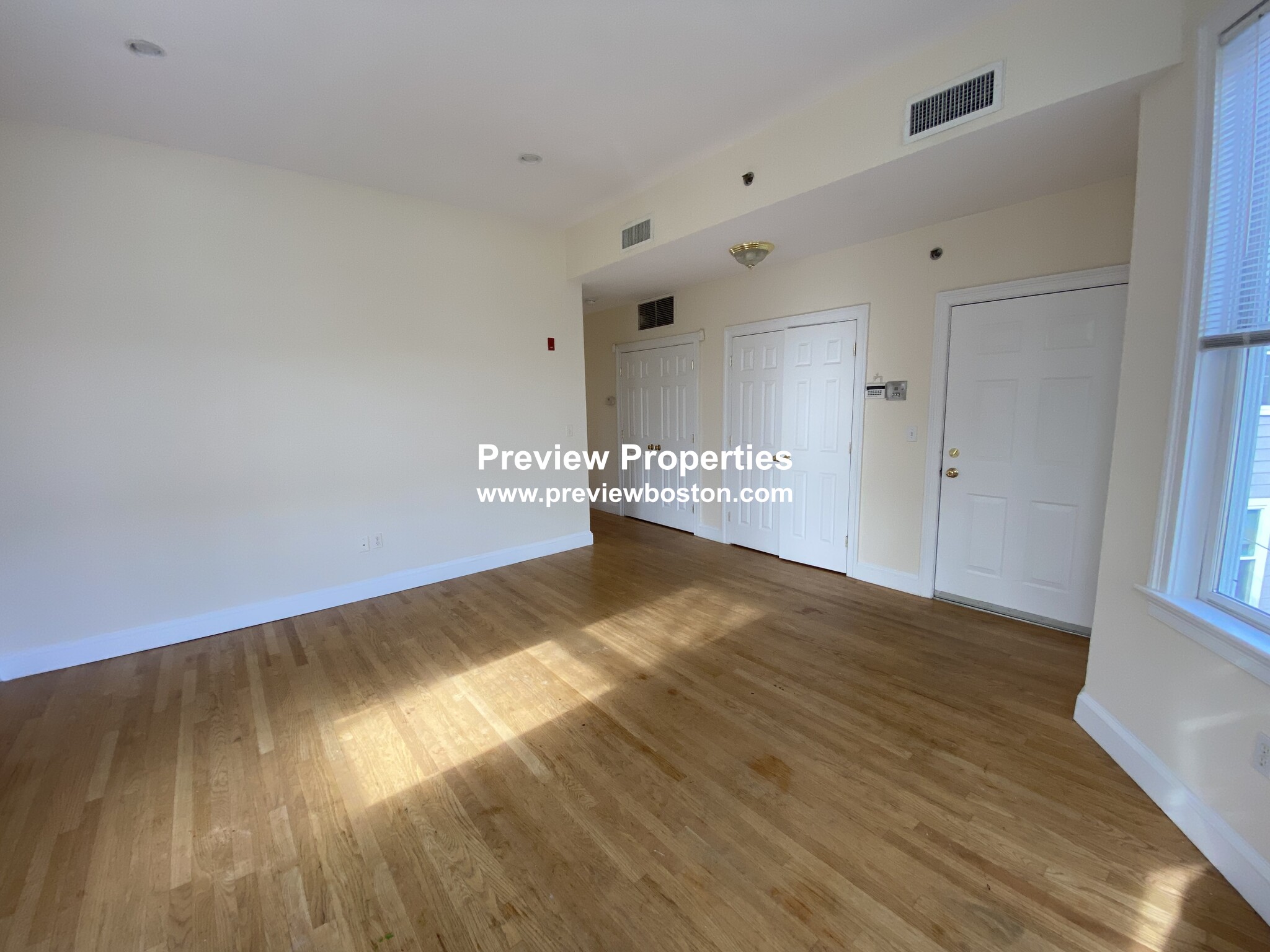 9 Gardner Ter, Allston