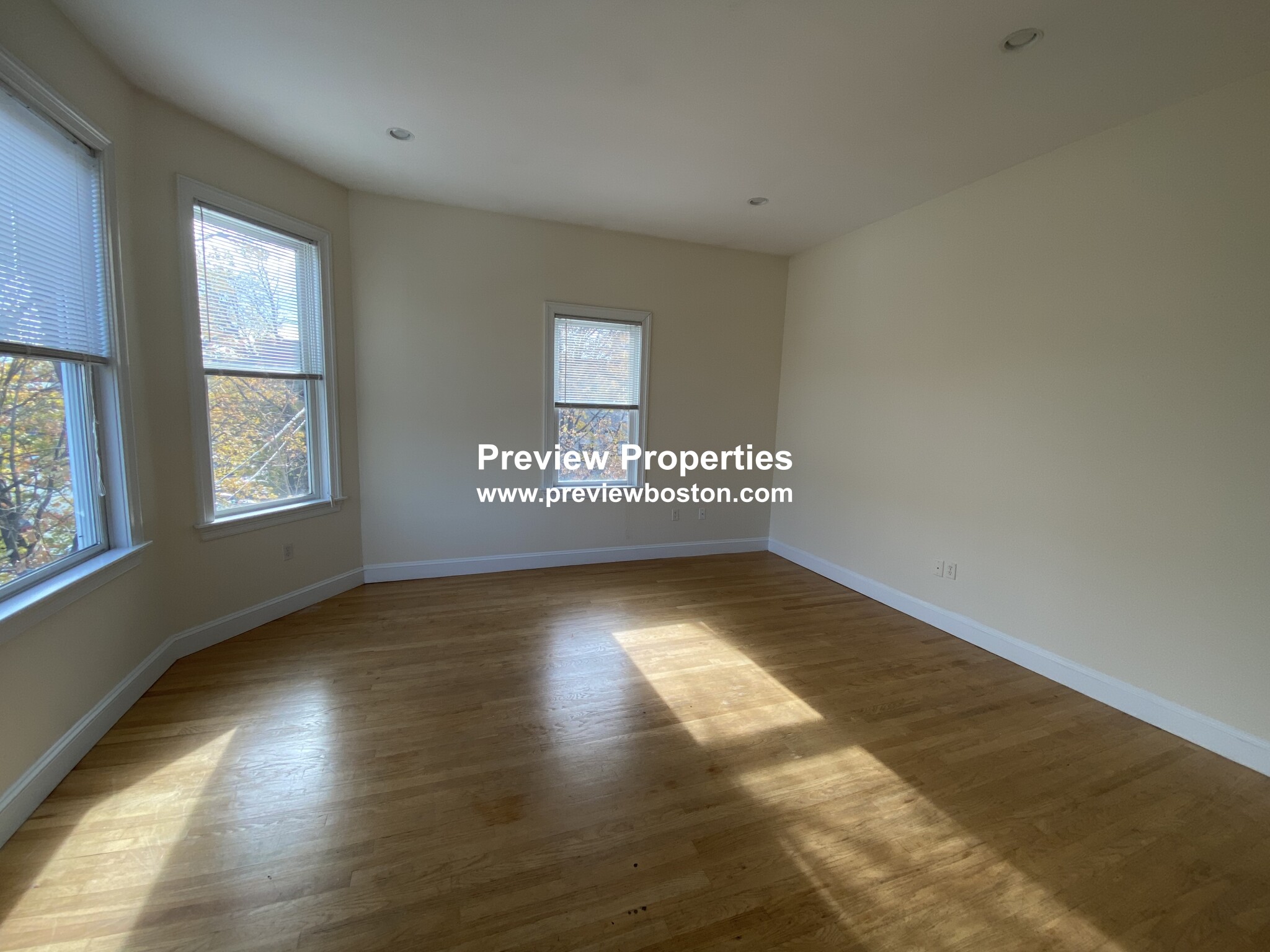 9 Gardner Ter, Allston