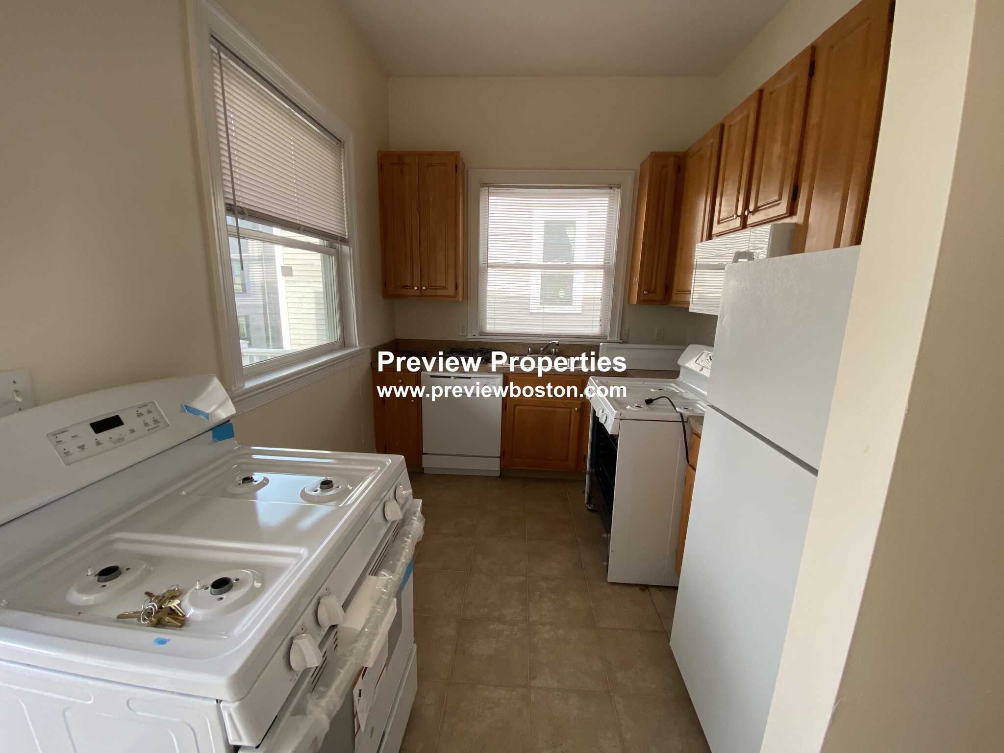 9 Gardner Ter, Allston