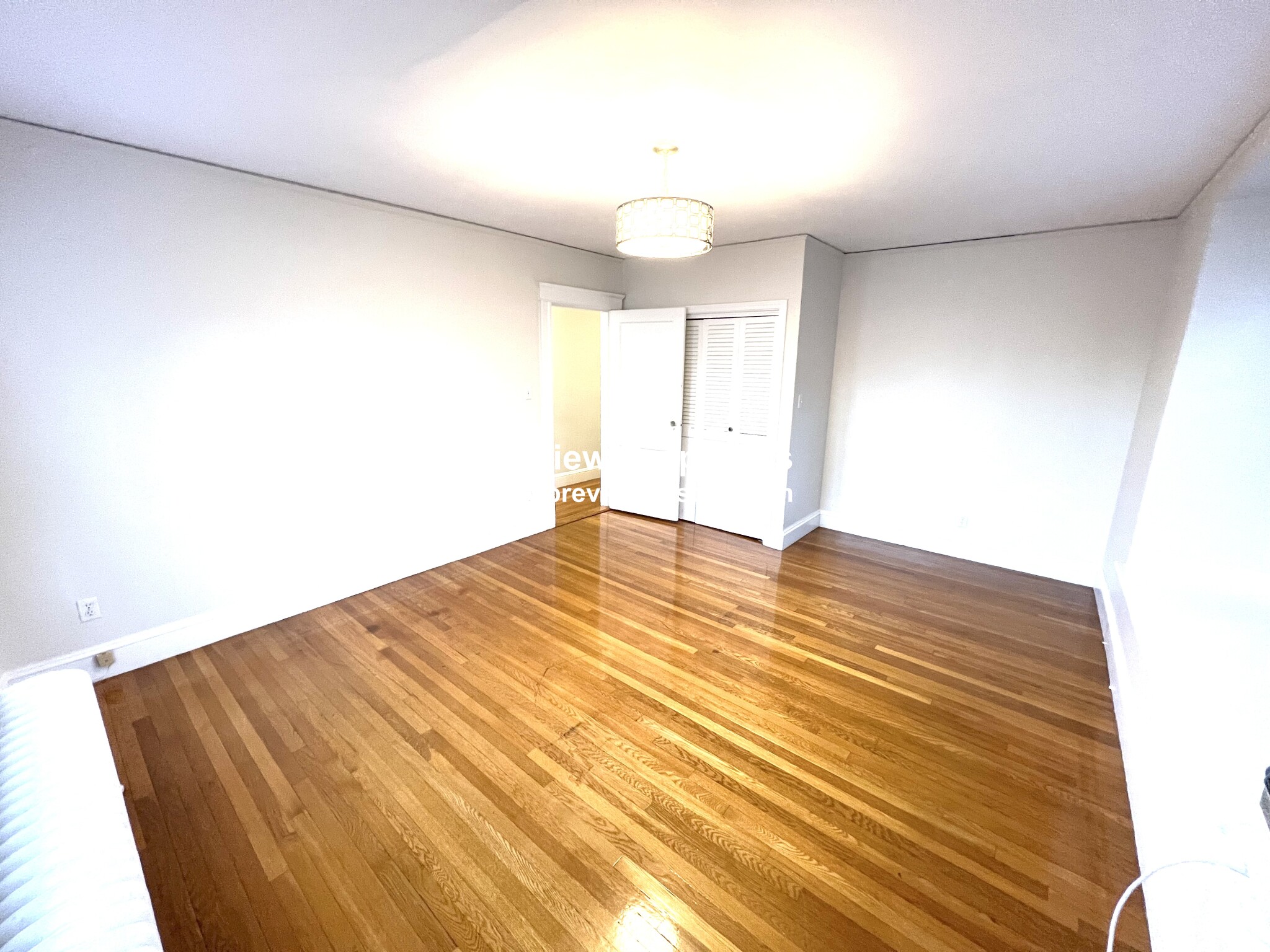 3 bed, 2 bath apartment for rent at 214 Commonwealth Ave Unit 101, Newton — photo 21 of 33