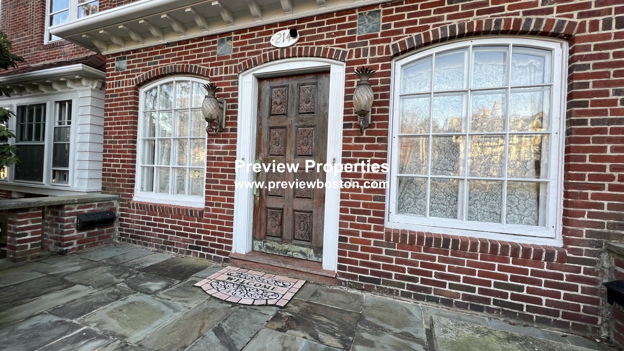 3 bed, 2 bath apartment for rent at 214 Commonwealth Ave Unit 101, Newton — photo 31 of 33