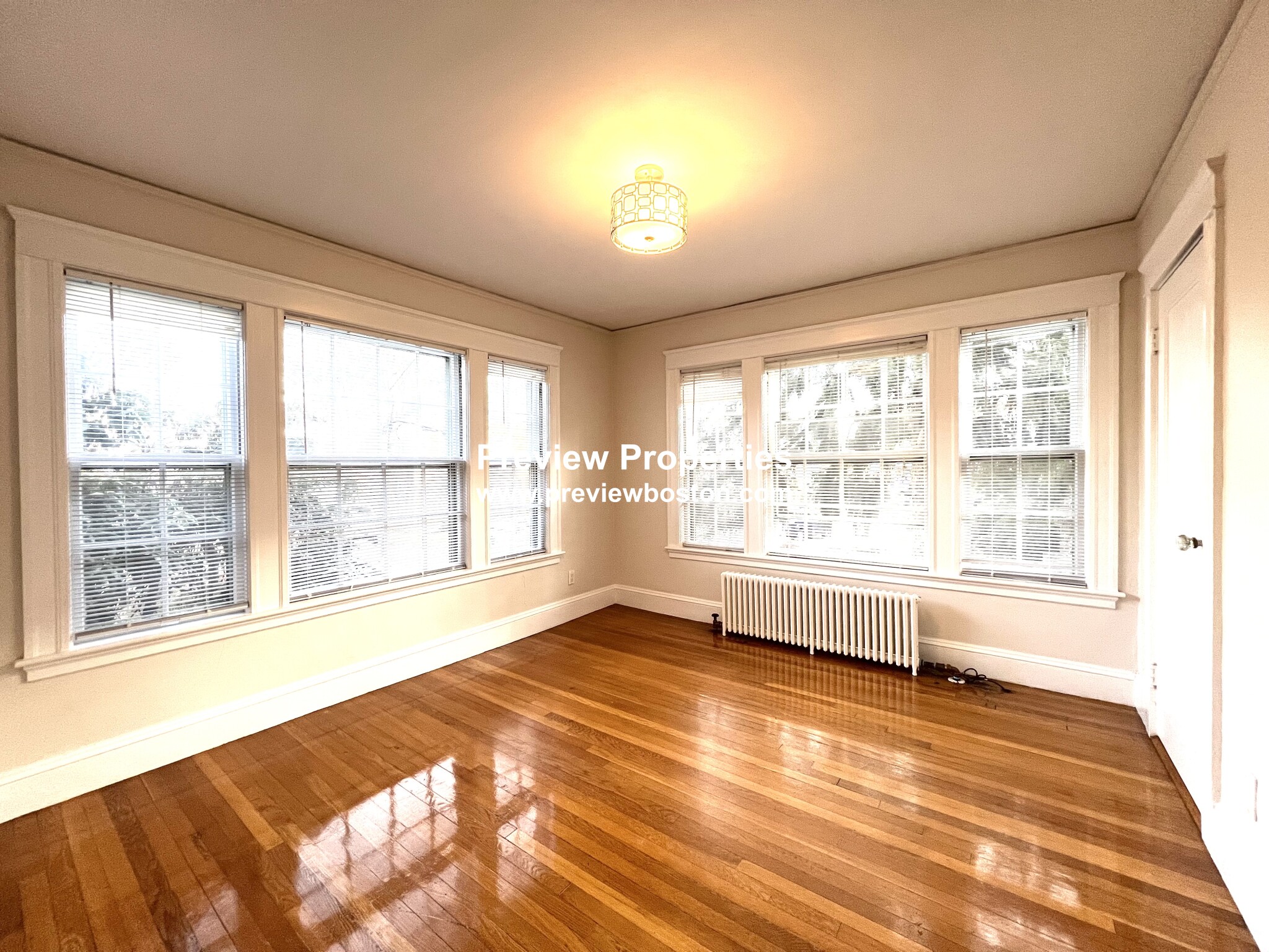 3 bed, 2 bath apartment for rent at 214 Commonwealth Ave Unit 101, Newton — photo 22 of 33