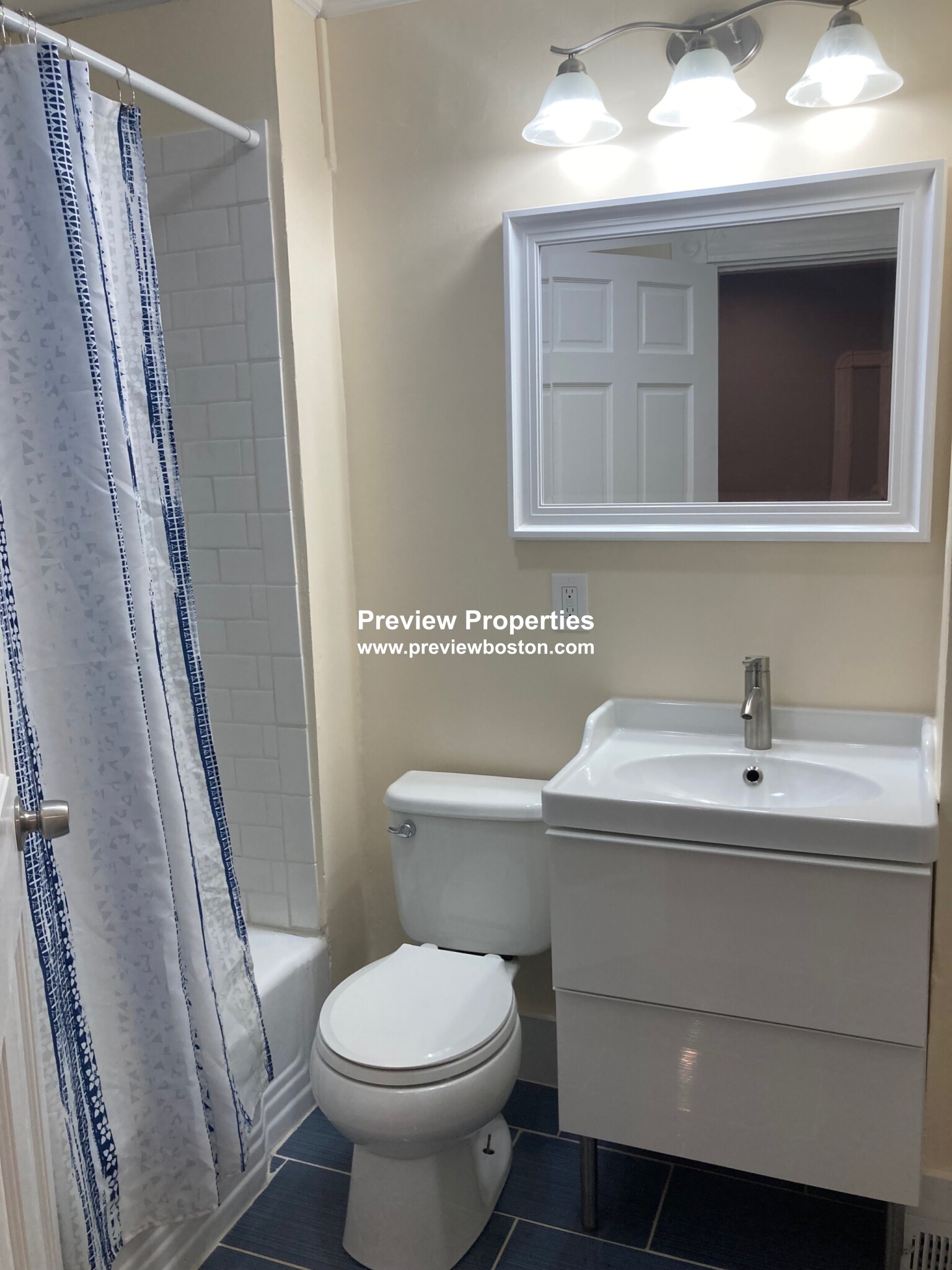 3 bed, 2 bath apartment for rent at 541 Washington St Unit 2, Brighton
