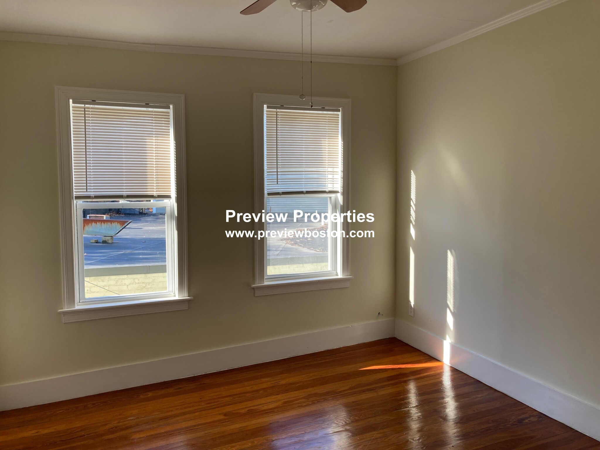 3 bed, 2 bath apartment for rent at 541 Washington St Unit 2, Brighton — photo 4 of 7