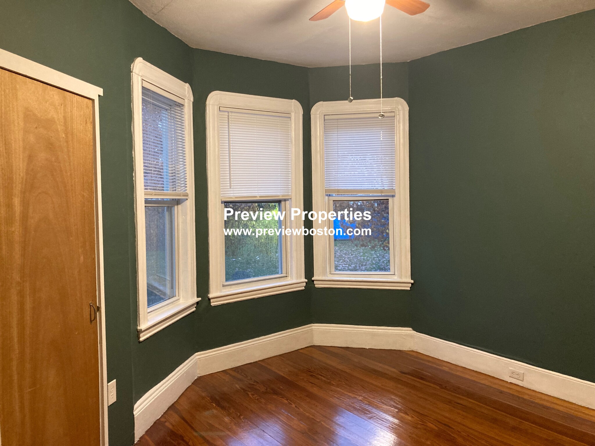 3 bed, 2 bath apartment for rent at 541 Washington St Unit 2, Brighton — photo 2 of 7
