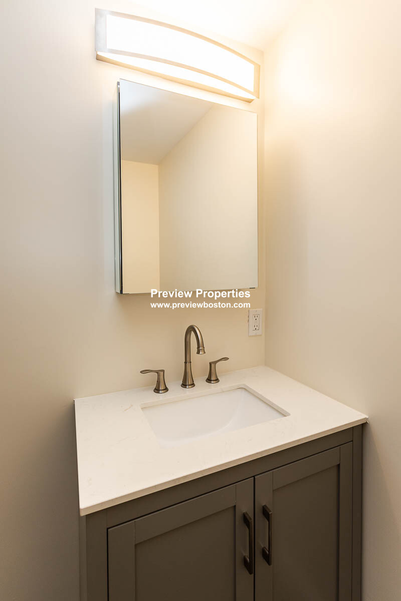 478 Fulton St, Medford