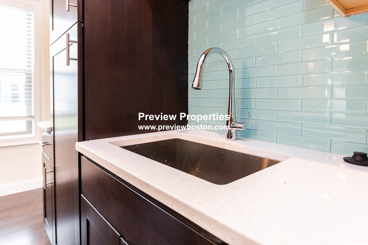 478 Fulton St, Medford