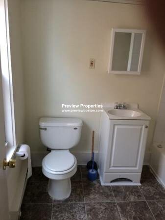 2 bed, 1 bath apartment for rent at 156 Everett St Unit 3, East Boston — photo 7 of 14