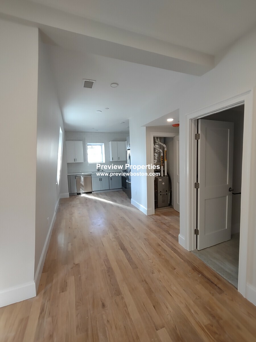 2 bed, 2 bath apartment for rent at 226 Saratoga St Unit 3, East Boston — photo 6 of 11