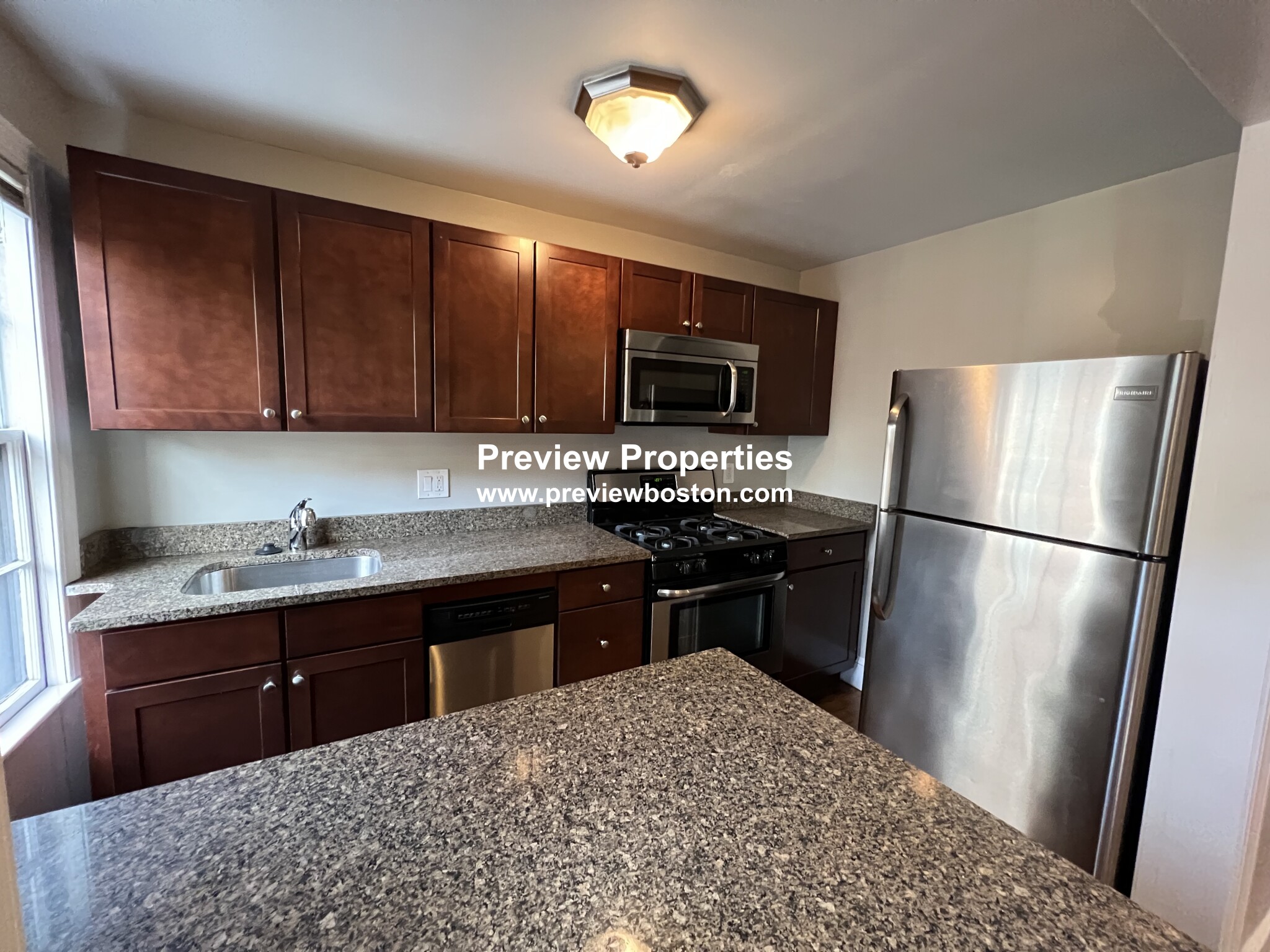 26 Fayette St, Back Bay