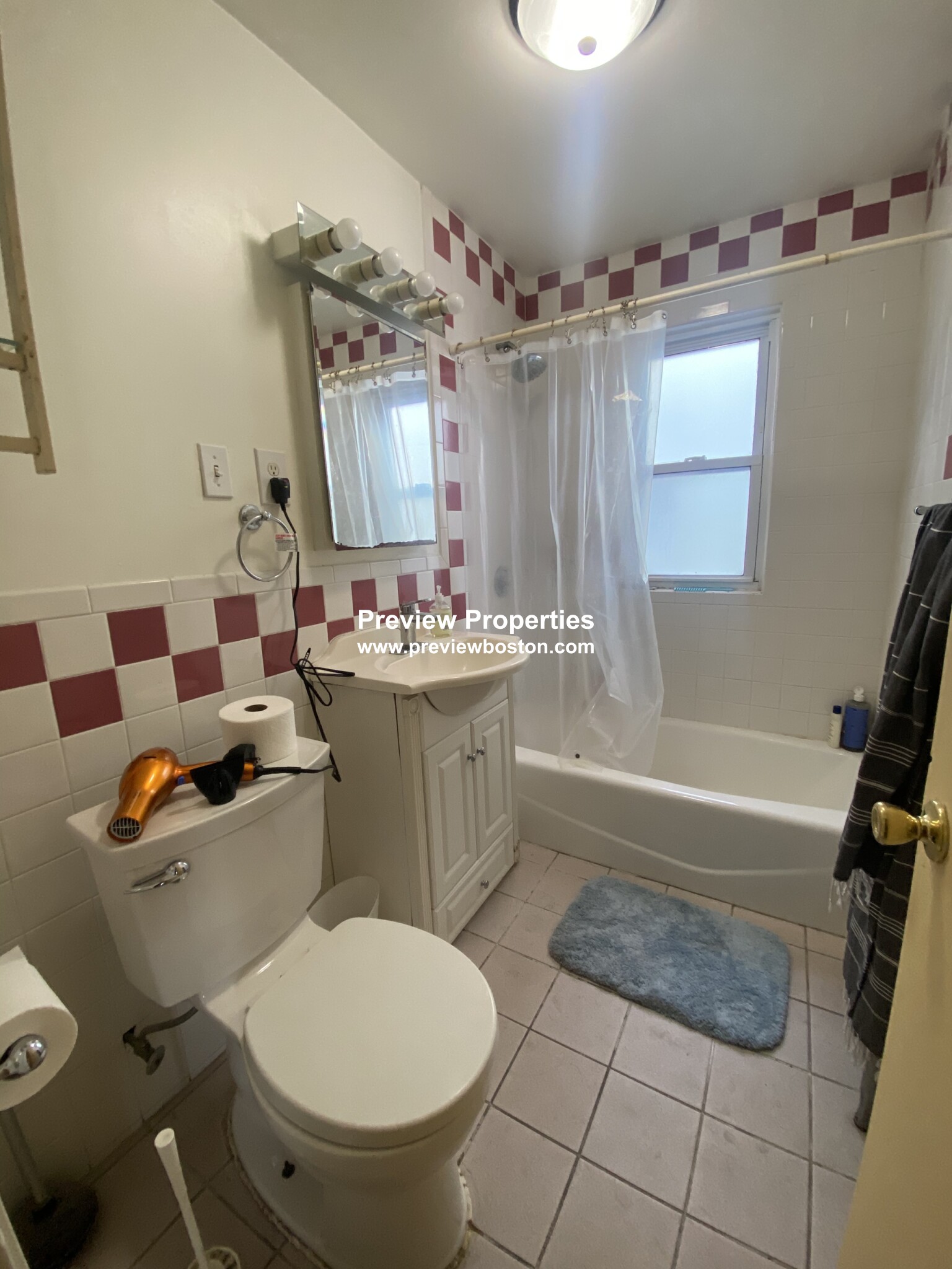 2 bed, 1 bath apartment for rent at 221 North Harvard St Unit 1, Allston — photo 10 of 23