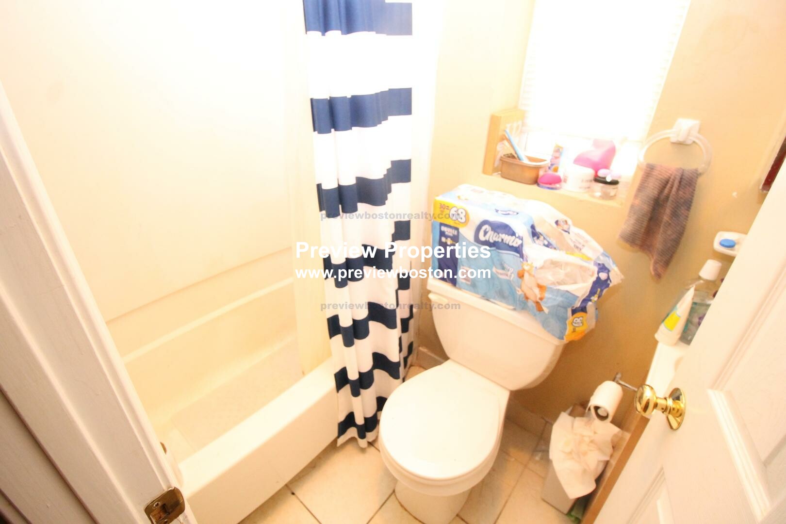 17 Highgate St, Allston