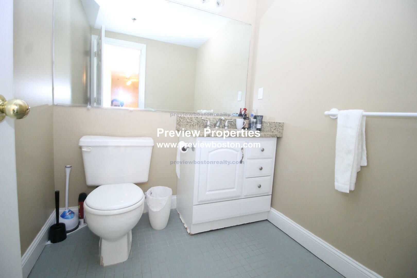 15 North Beacon St, Allston