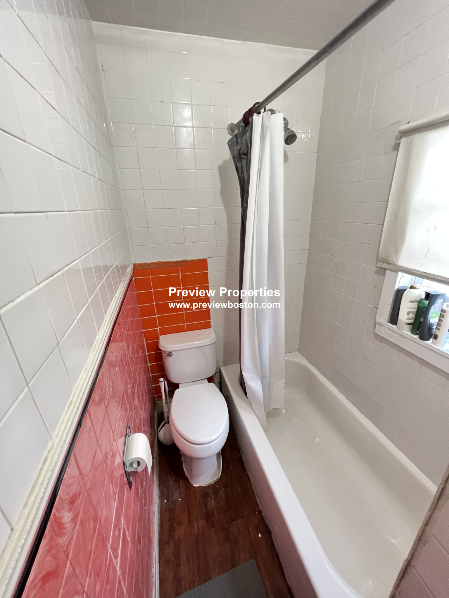 5 bed, 2.5 bath apartment for rent at 57 Wallingford Rd Unit 0, Brighton — photo 20 of 25