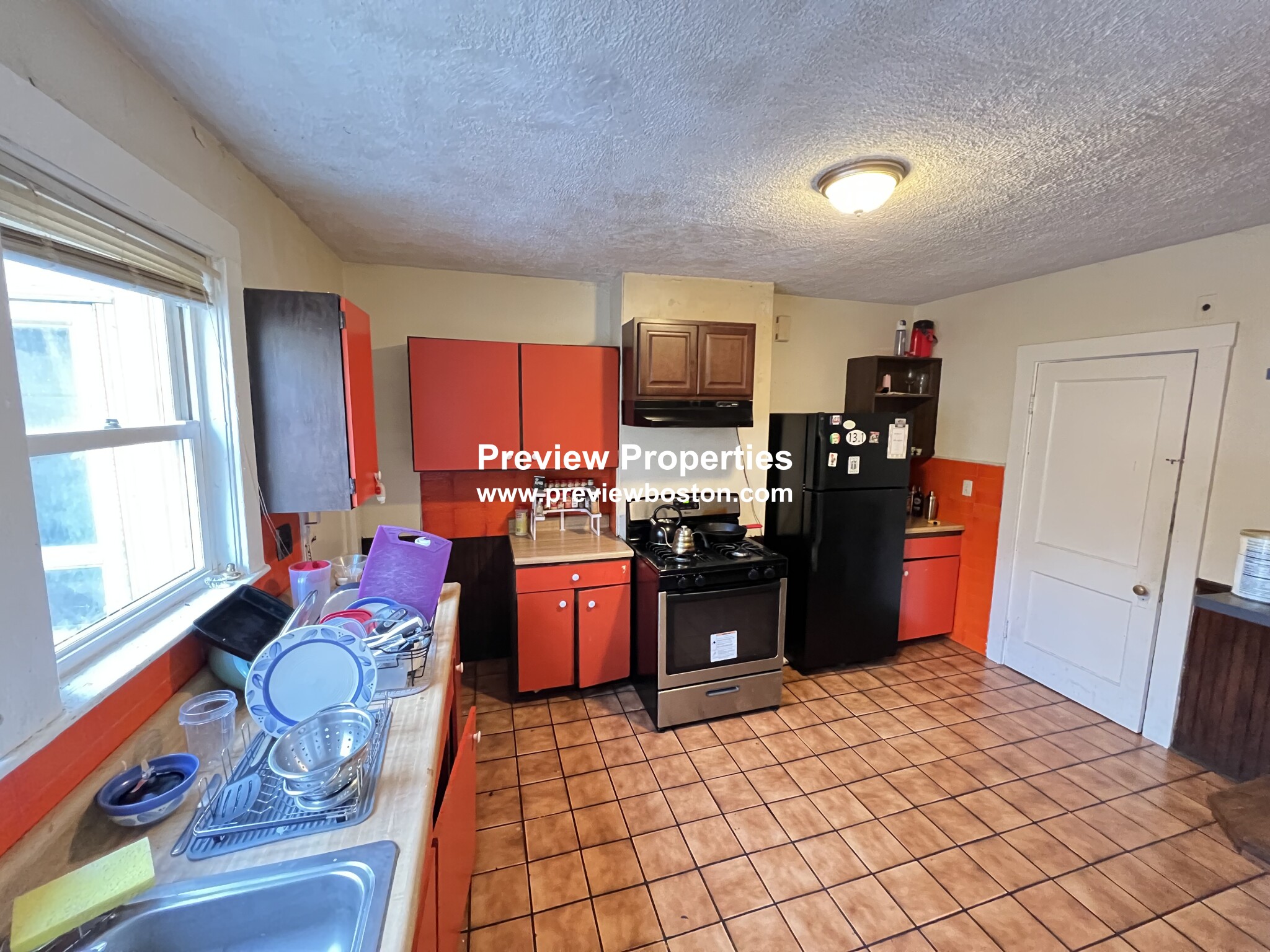 5 bed, 2.5 bath apartment for rent at 57 Wallingford Rd Unit 0, Brighton — photo 7 of 25