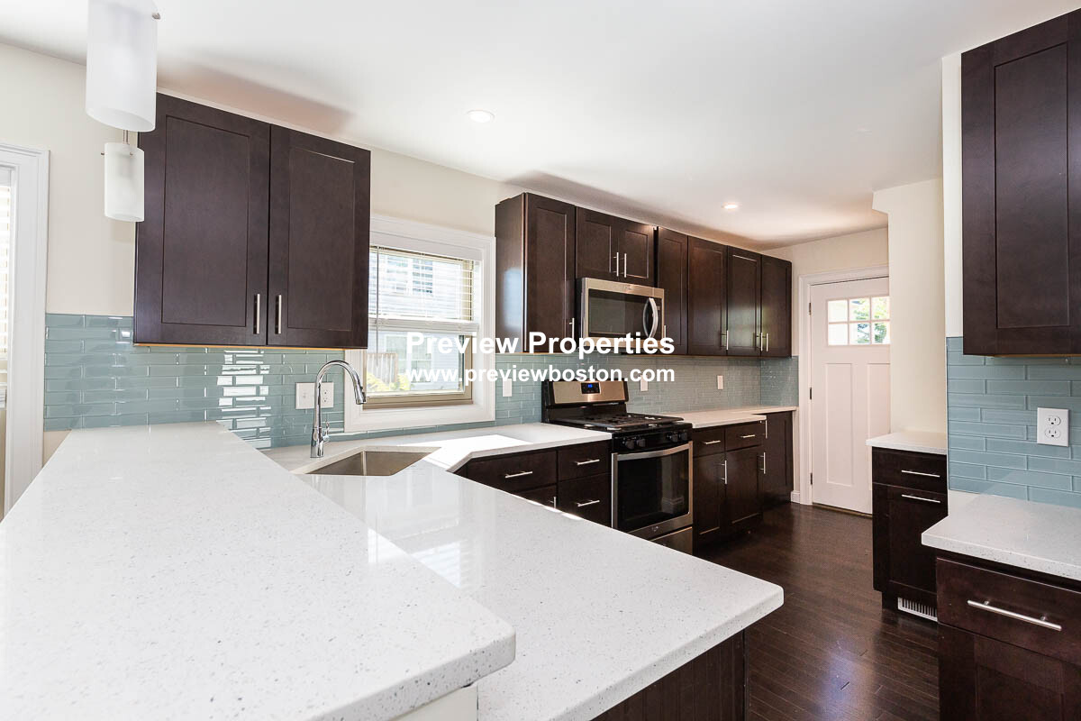 39 Harvard St, Medford