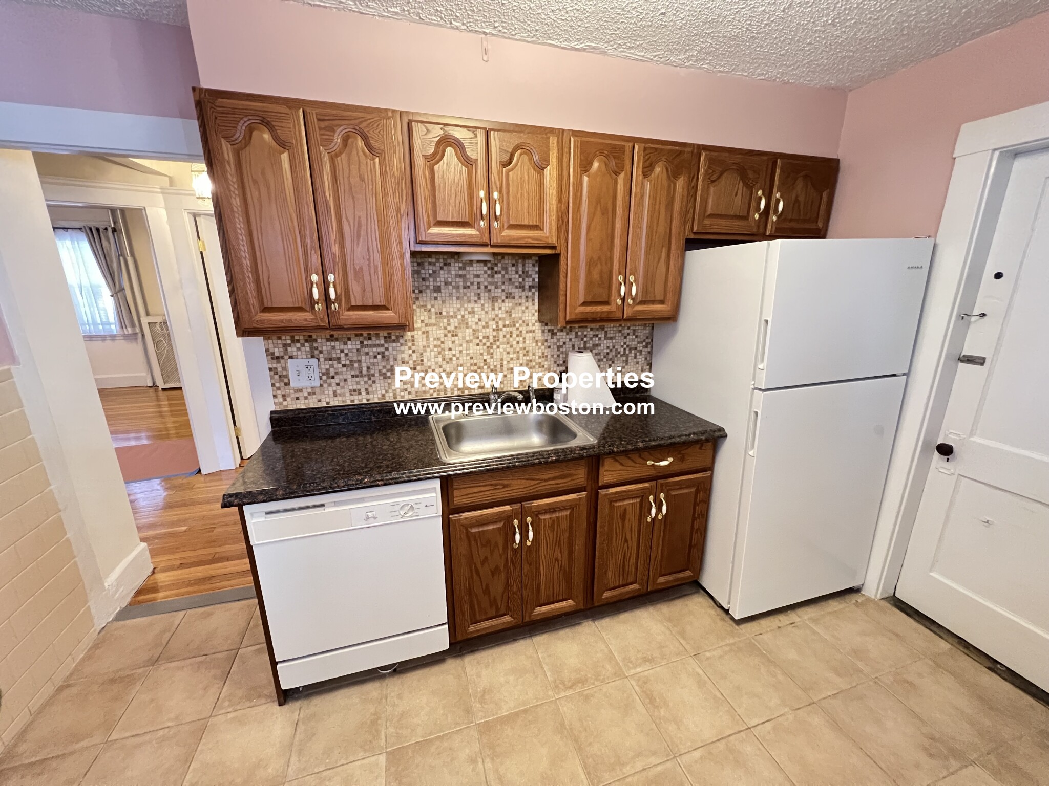 66 Turner St, Oak Square