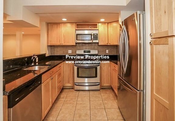 1868 Commonwealth Ave, Brighton