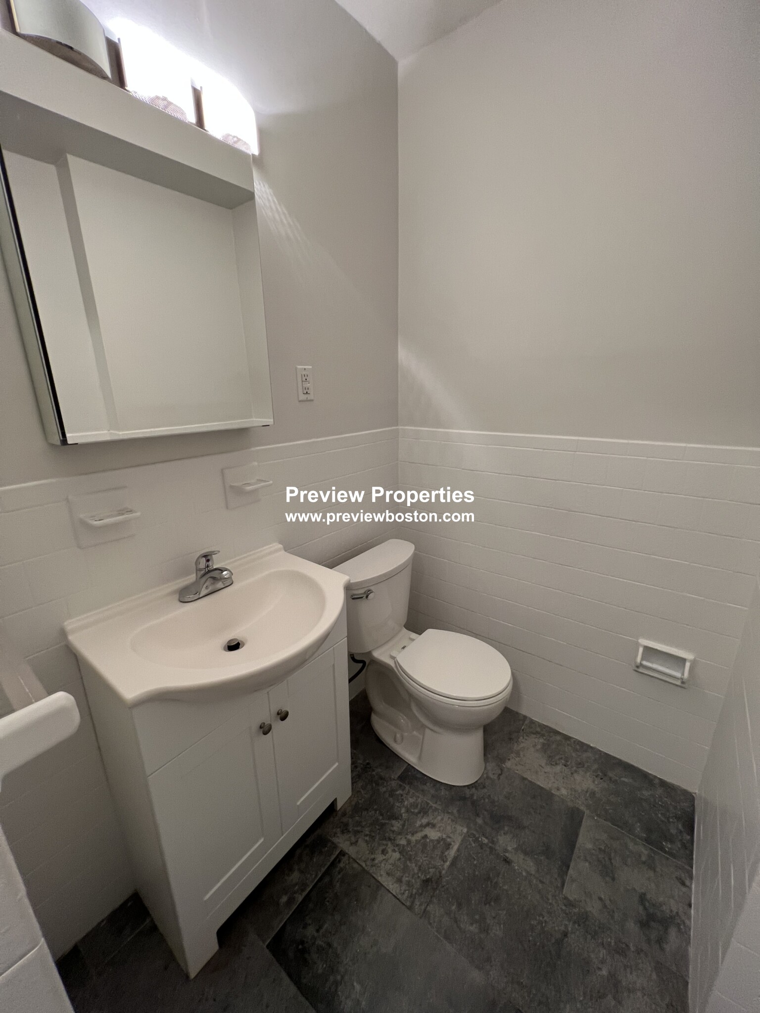 2 bed, 1 bath apartment for rent at 159 Brown St Unit 2, Waltham — photo 17 of 29