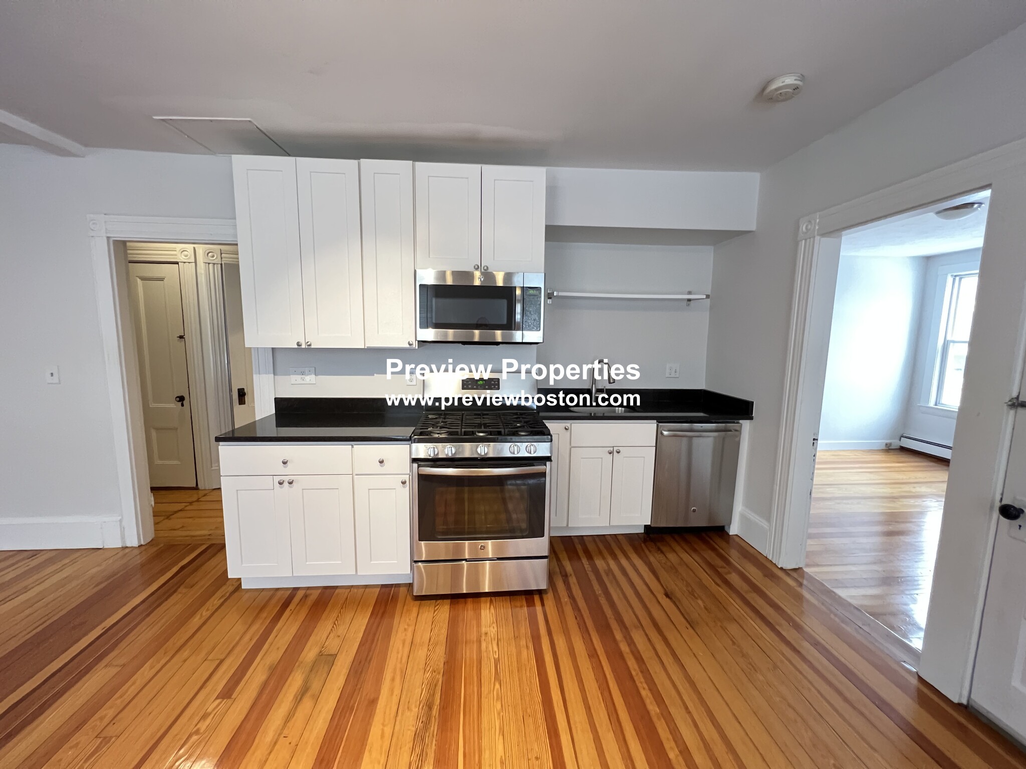 2 bed, 1 bath apartment for rent at 159 Brown St Unit 2, Waltham — photo 3 of 29