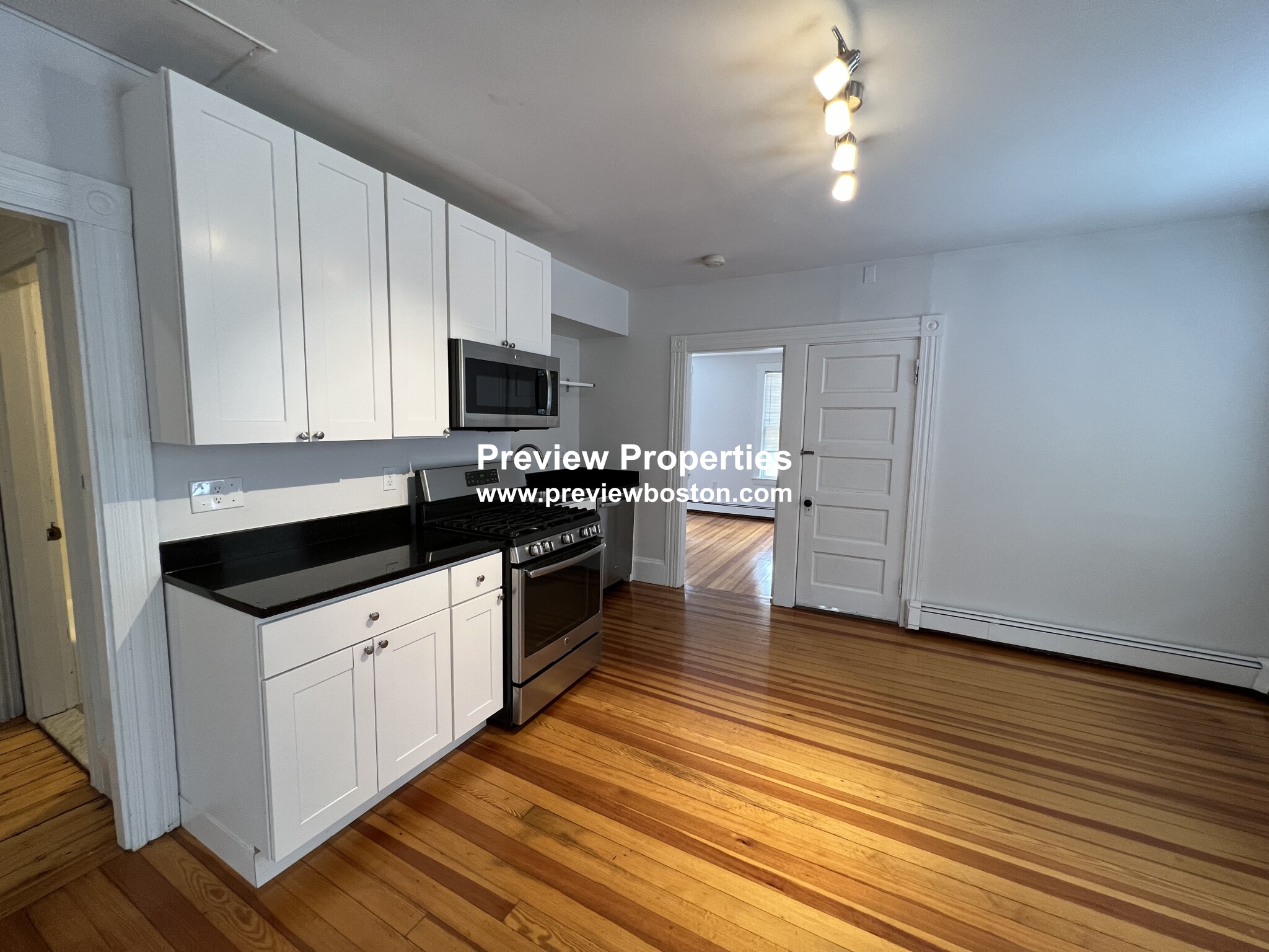 2 bed, 1 bath apartment for rent at 159 Brown St Unit 2, Waltham — photo 1 of 29