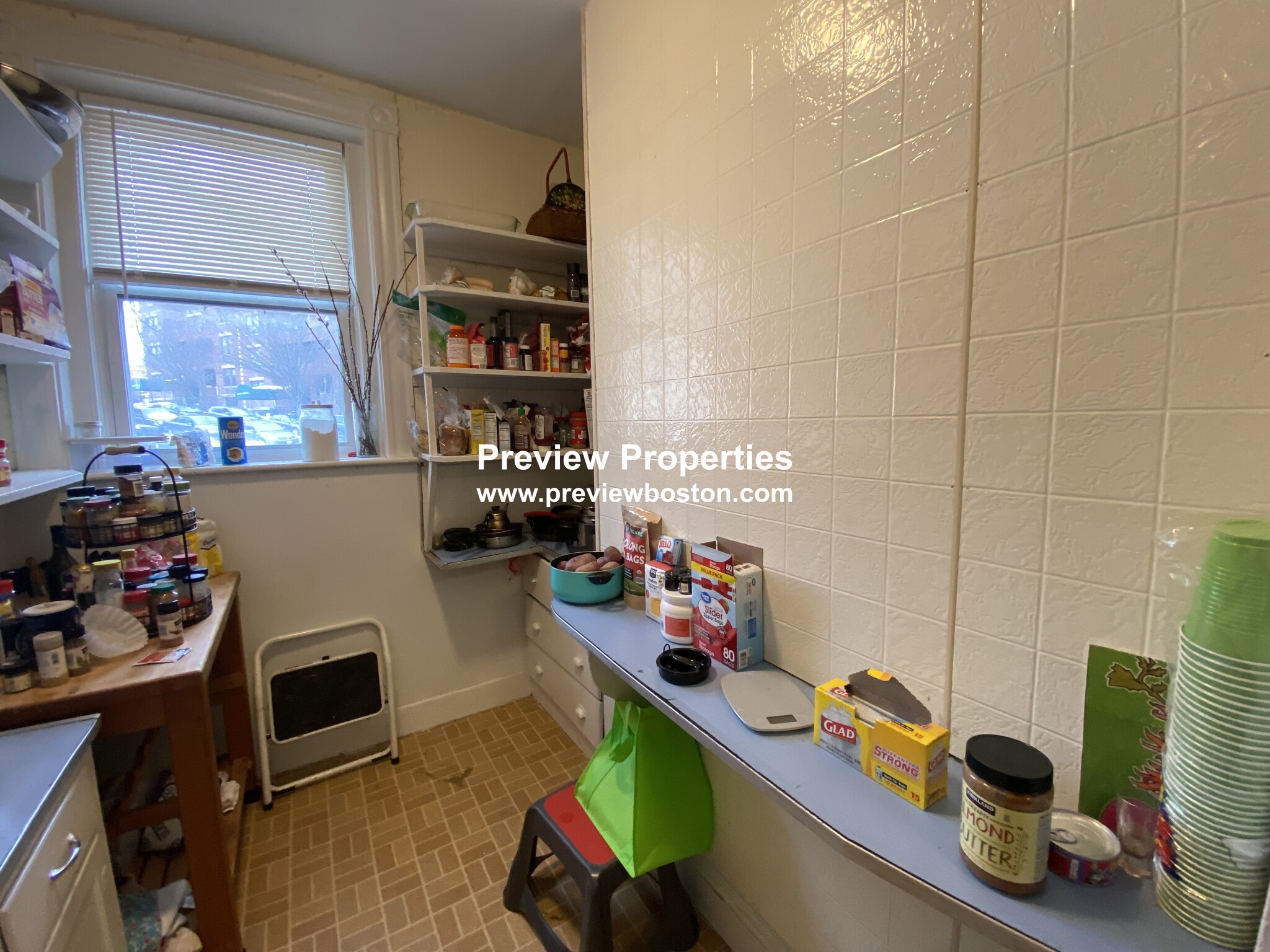 15 Mount Hood Rd, Brighton