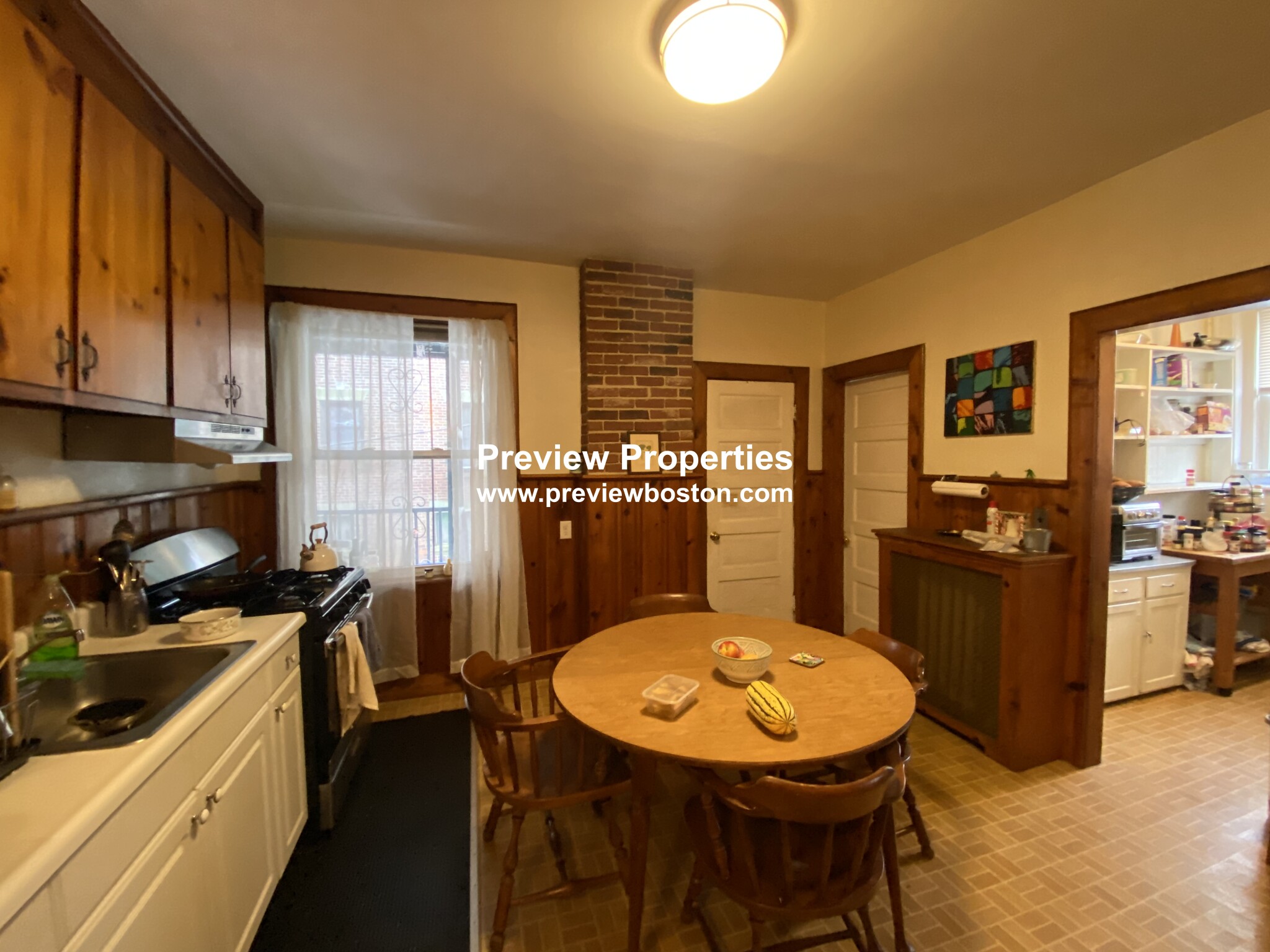 15 Mount Hood Rd, Brighton