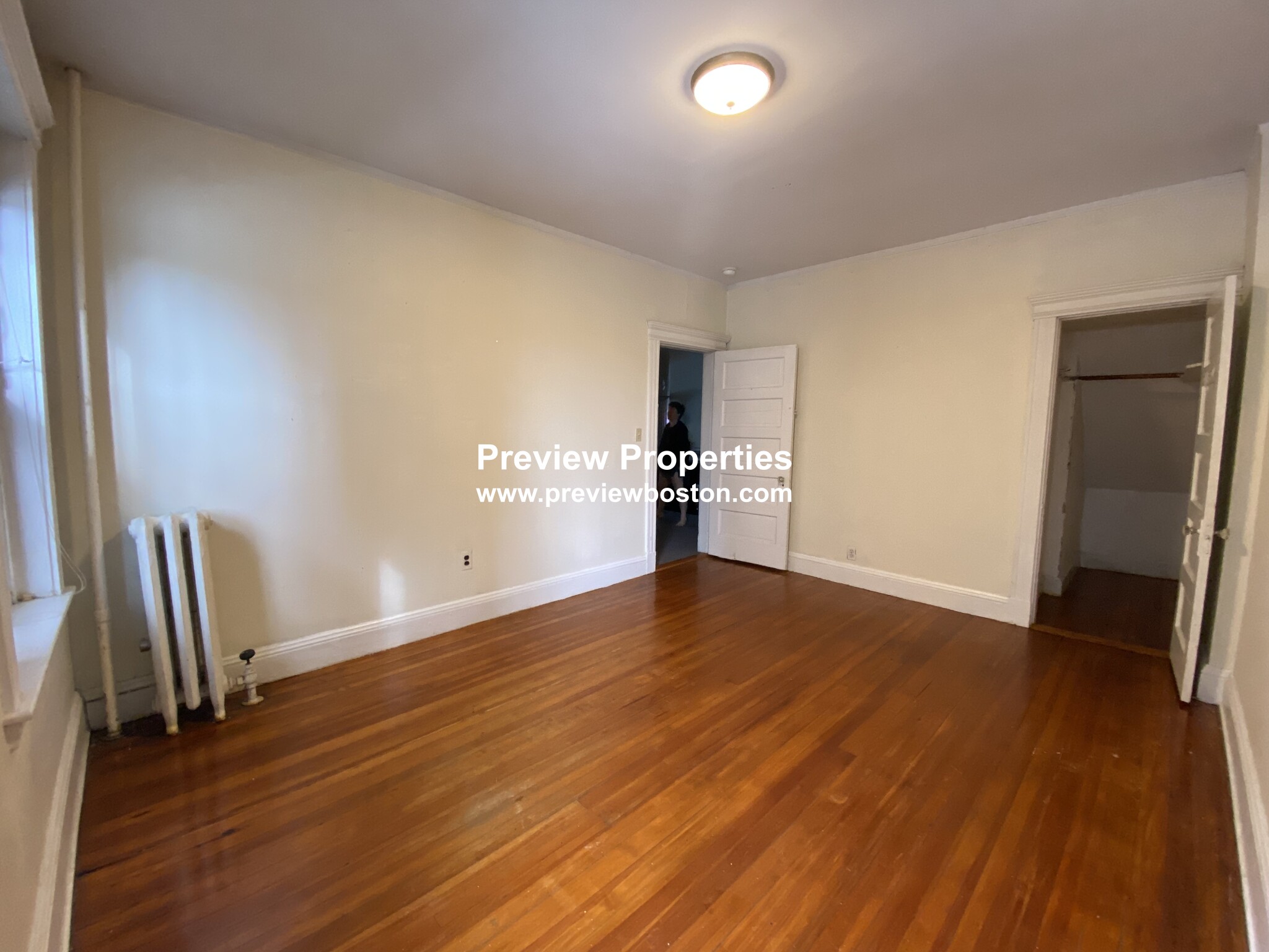 15 Mount Hood Rd, Brighton