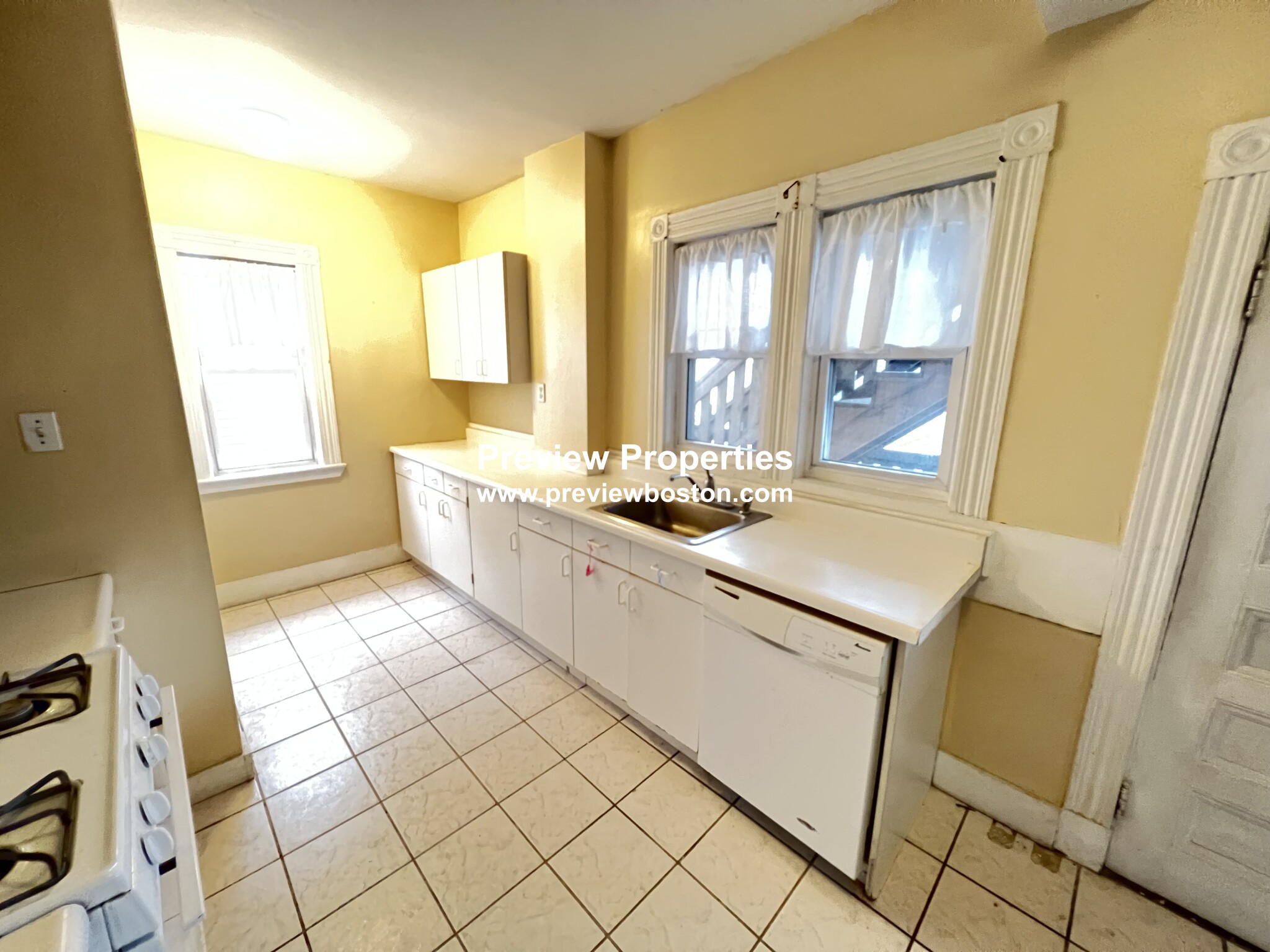 3 Washburn Ter, Coolidge Corner