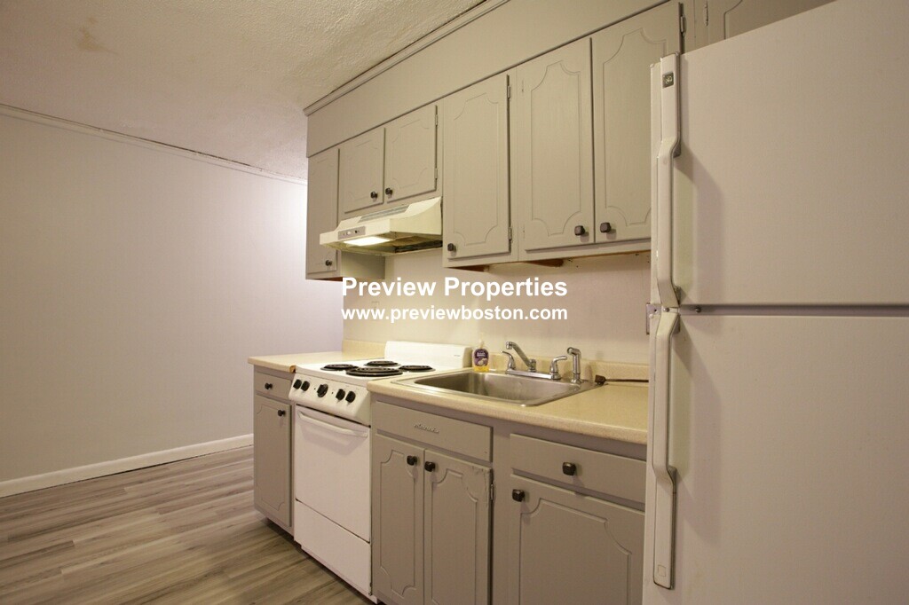 15 Walbridge St, Allston