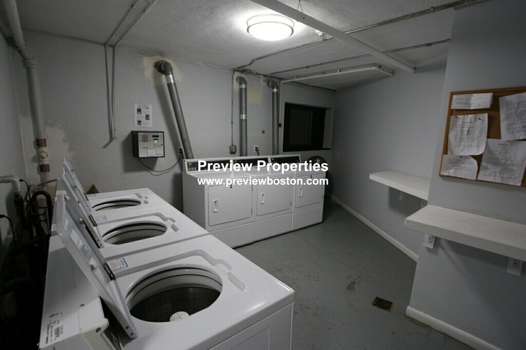 15 Walbridge St, Allston