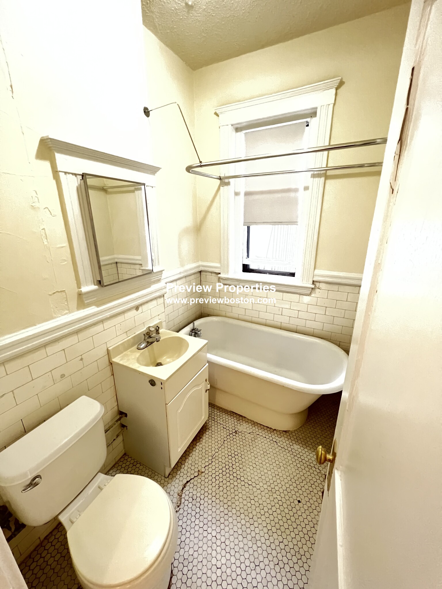 2 bed, 1 bath apartment for rent at 1715 Commonwealth Ave Unit 9, Brighton — photo 7 of 7