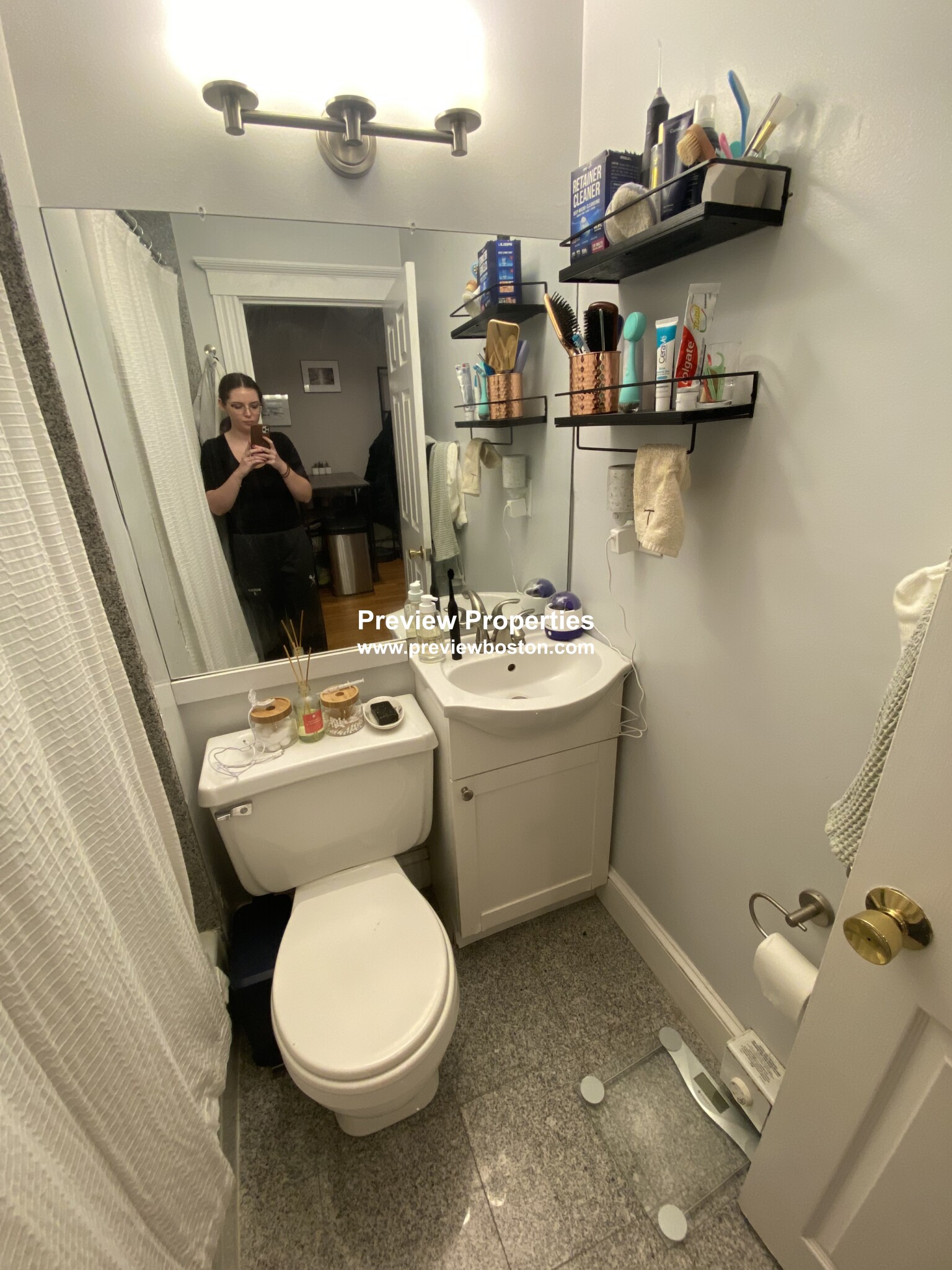 16 Cedar Lane Way, Beacon Hill