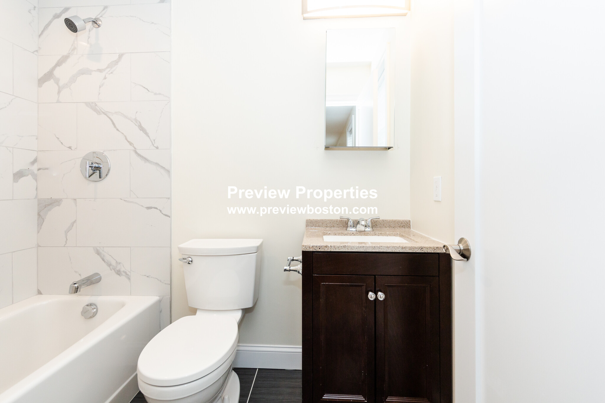 51 Fulton St, Medford