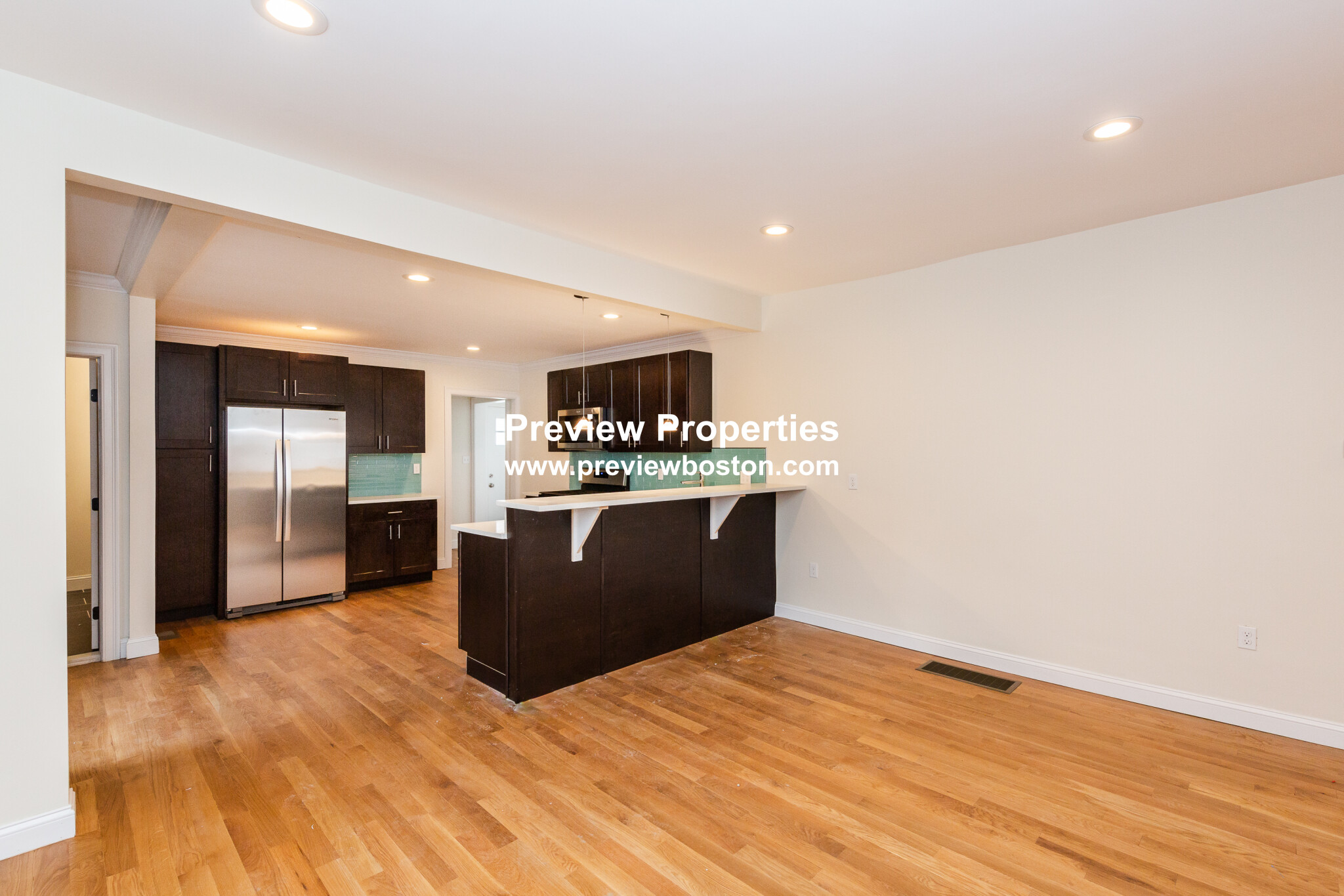 51 Fulton St, Medford