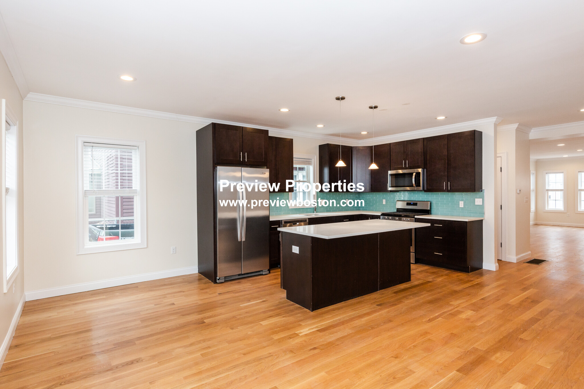 51 Fulton St, Medford