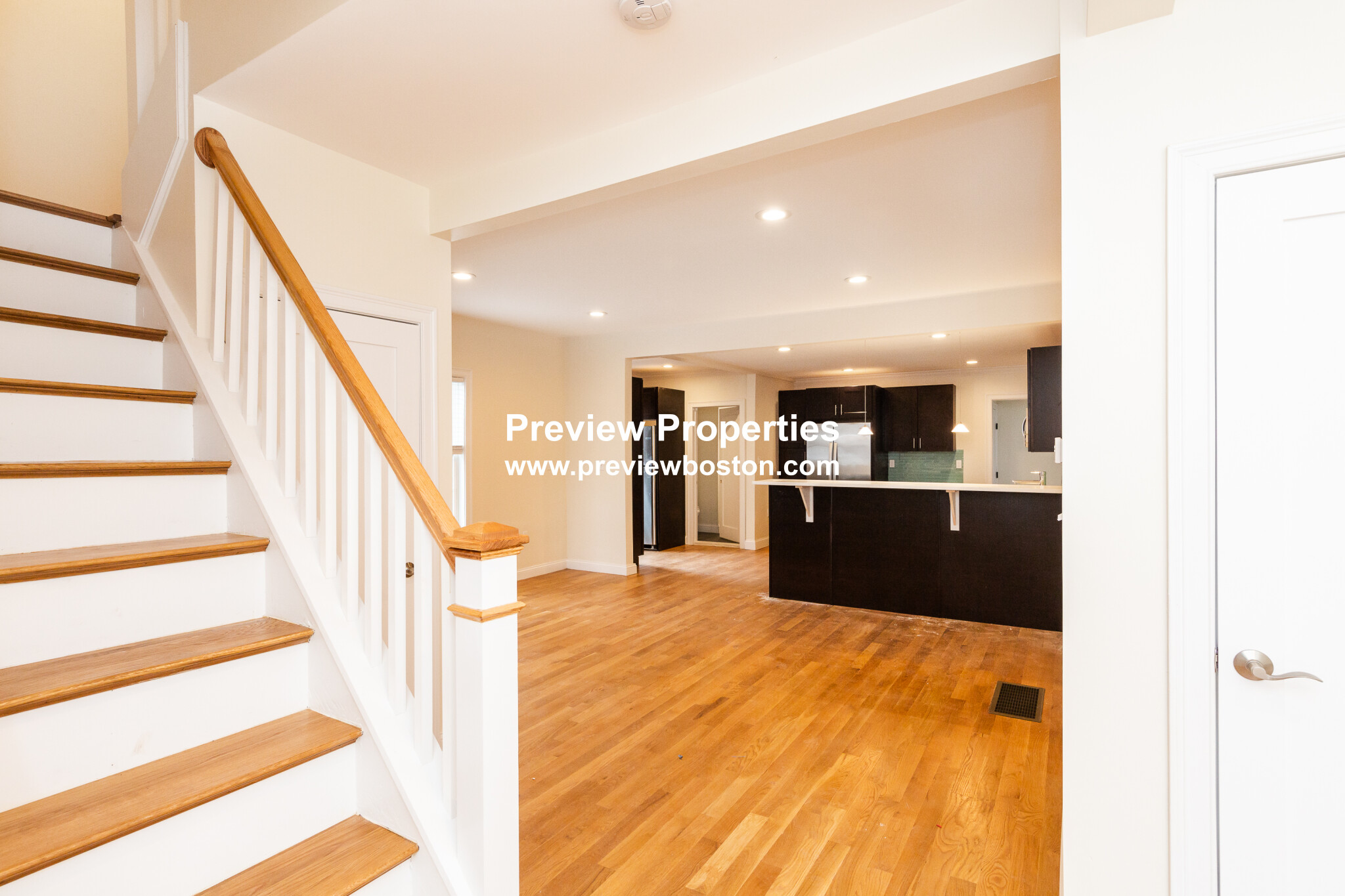 51 Fulton St, Medford