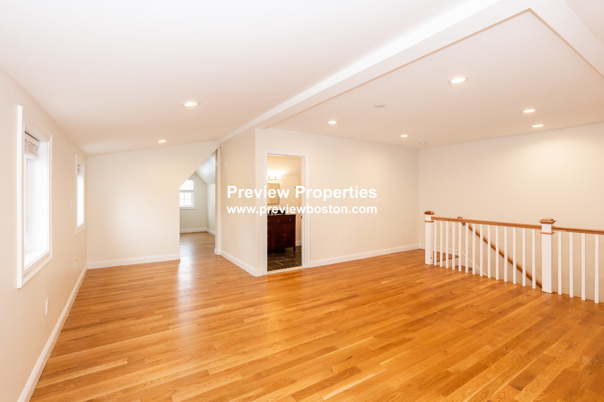 51 Fulton St, Medford