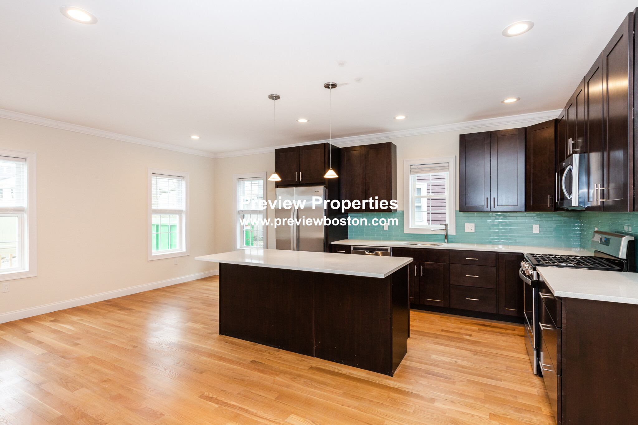 51 Fulton St, Medford