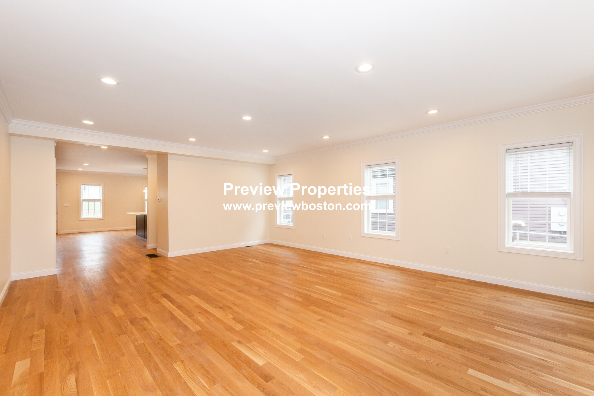 51 Fulton St, Medford