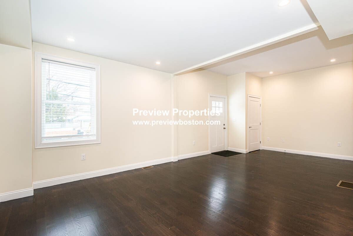 10 Marion St, Medford