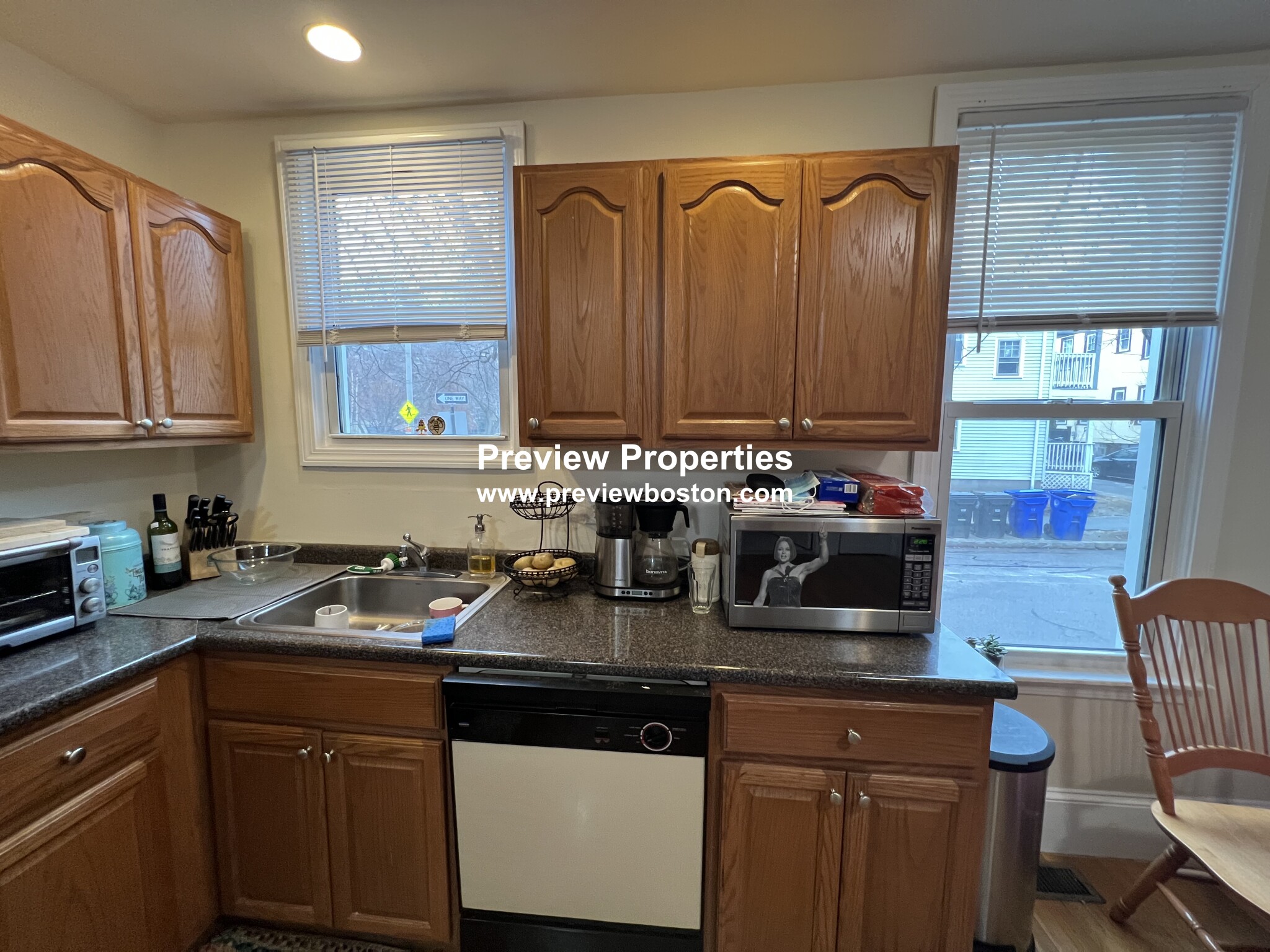 215 Freeman St, Coolidge Corner