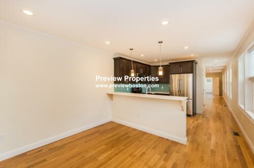 217 Arlington St, Medford