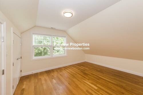 217 Arlington St, Medford